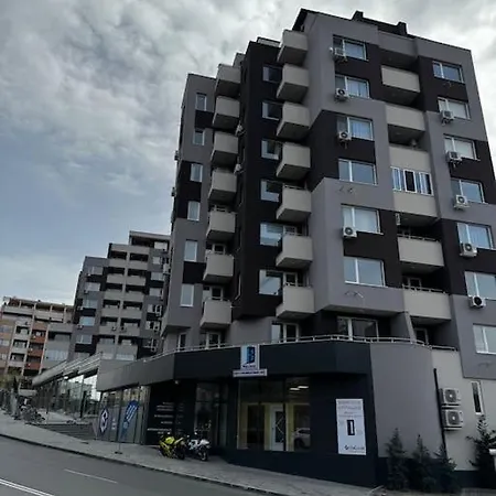 Διαμέρισμα Family And Business With Free Street Parking *